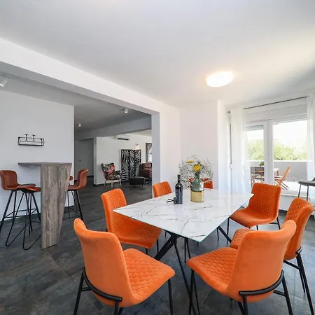 Apartment Bronzato *