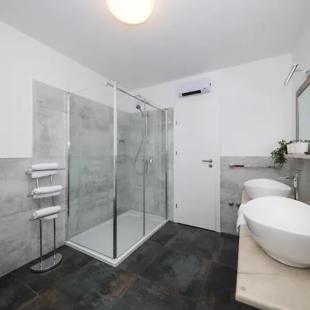 Apartment Bronzato Zadar