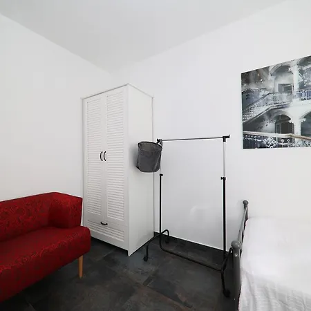 Bronzato Apartment *