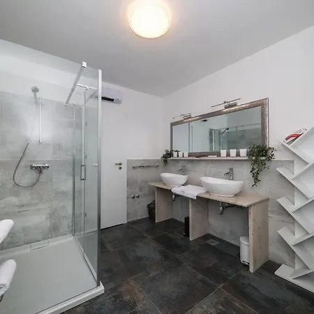 Bronzato Apartment Zadar