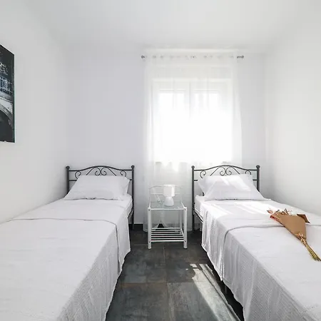Bronzato Apartment